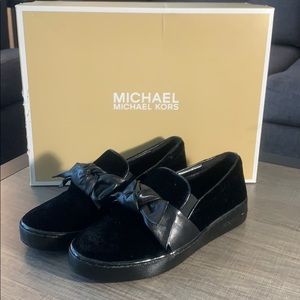 Michael Kors - “Wila Slip On” Velvet
